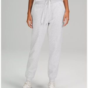 Lululemon Scuba High Rise Jogger